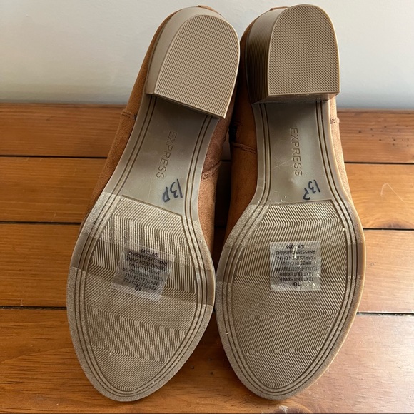 Express Faux Suede Ankle Boot Size 10 - Picture 10 of 11